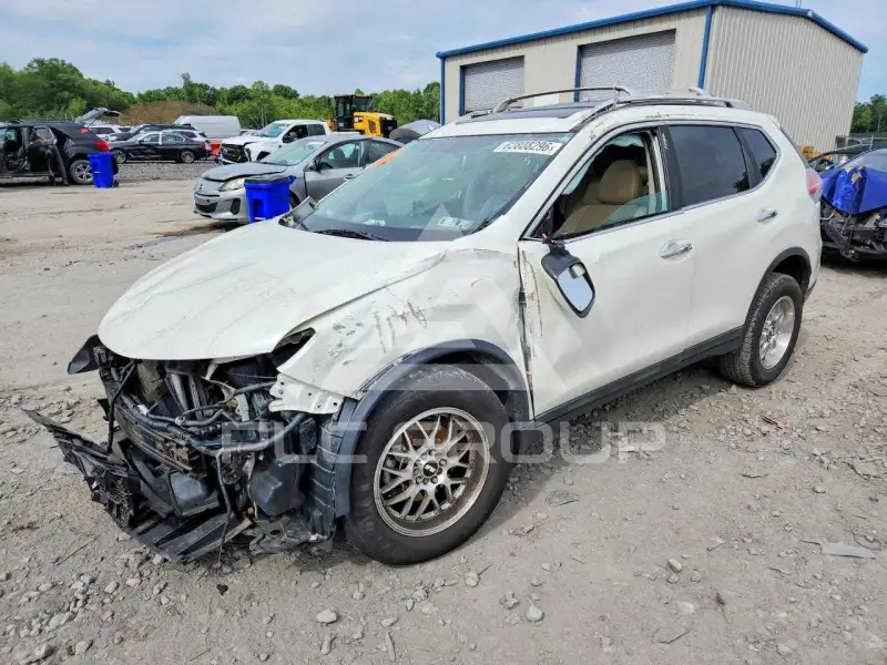 2016 Nissan ROGUE photo