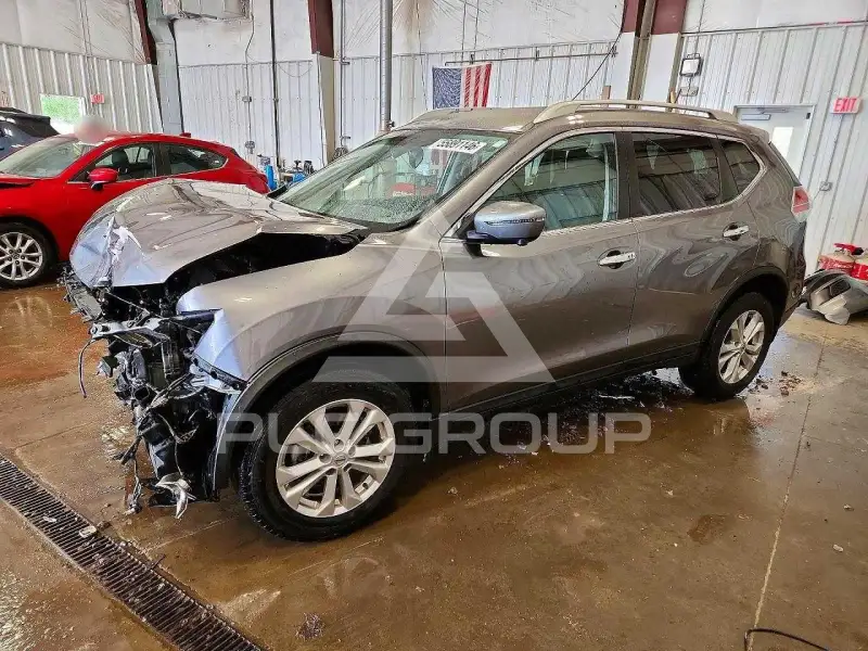2016 Nissan ROGUE photo