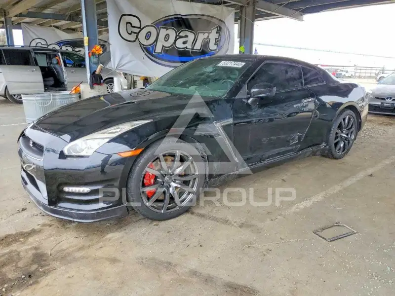 2016 Nissan GTR фото