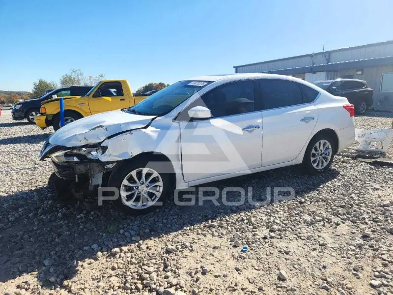2016 Nissan SENTRA фото