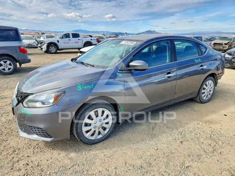 2016 Nissan SENTRA photo