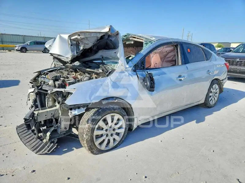 2016 Nissan SENTRA photo