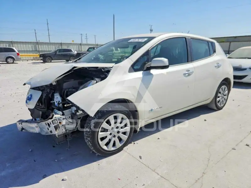 2016 Nissan LEAF photo