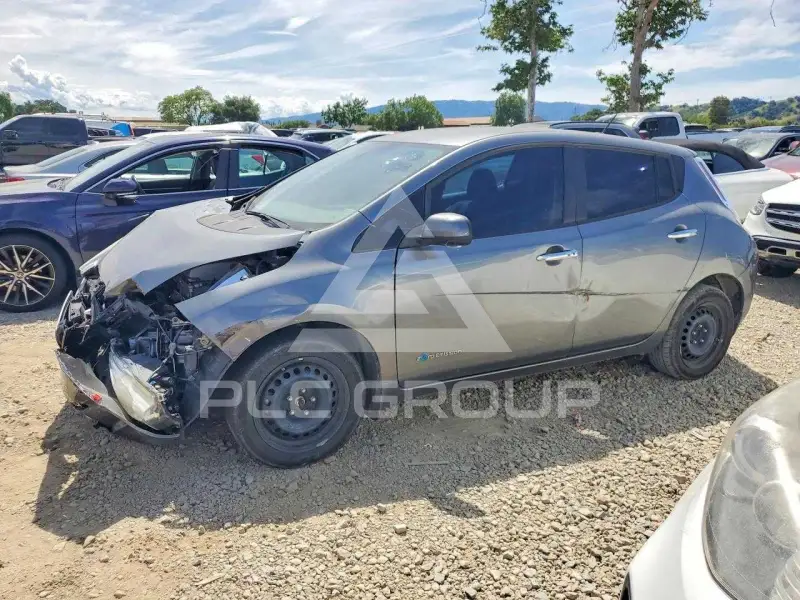 2016 Nissan LEAF фото