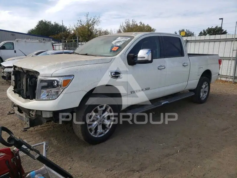 2016 Nissan TITAN фото