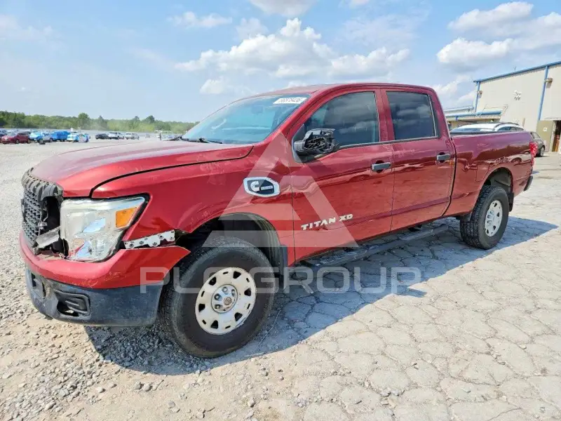 2016 Nissan TITAN фото