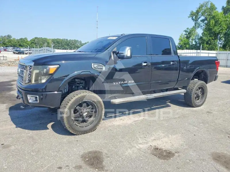 2016 Nissan TITAN фото