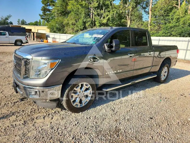 2016 Nissan TITAN фото