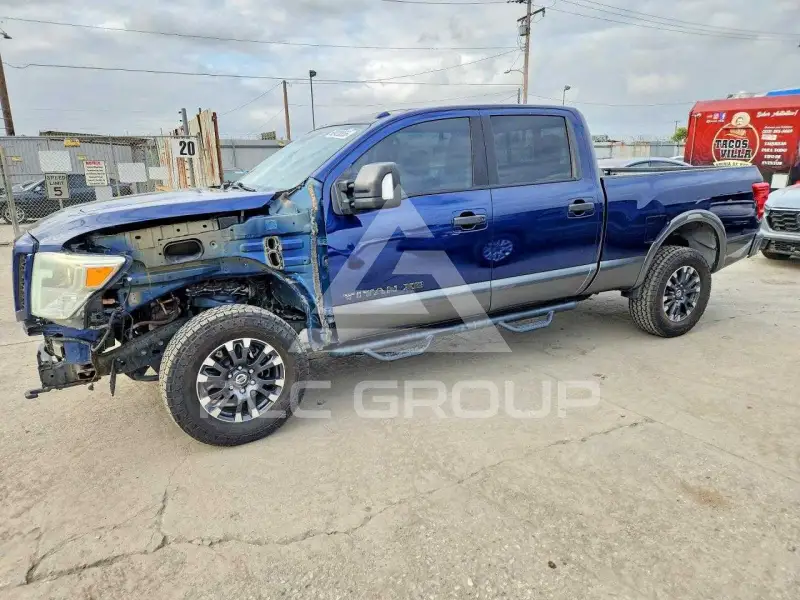 2016 Nissan TITAN фото