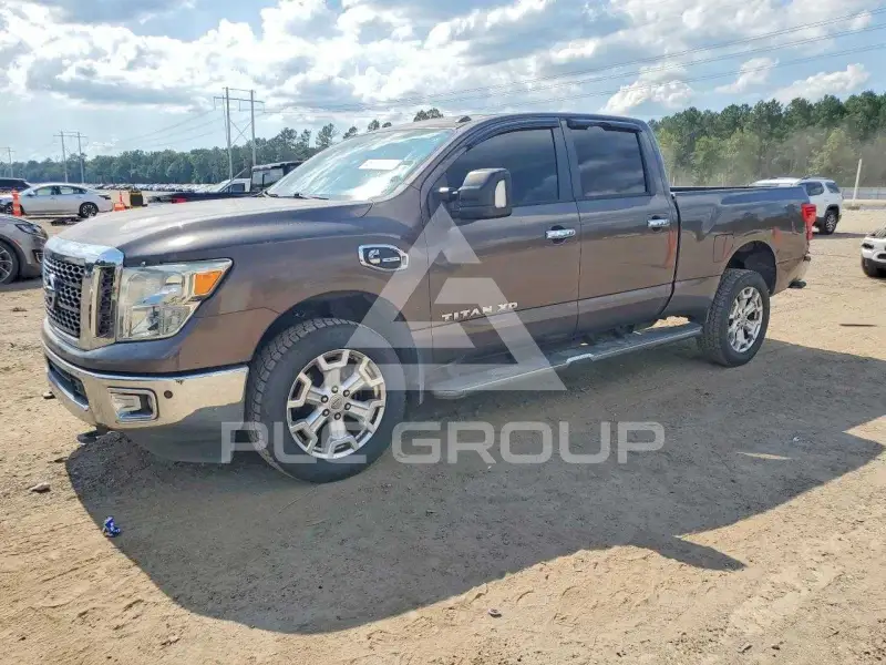 2016 Nissan TITAN photo