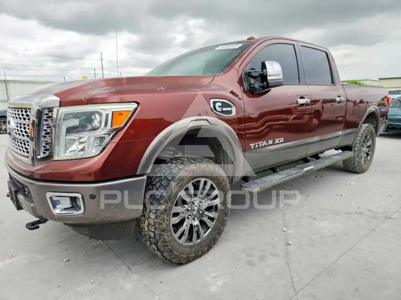 2016 Nissan TITAN фото