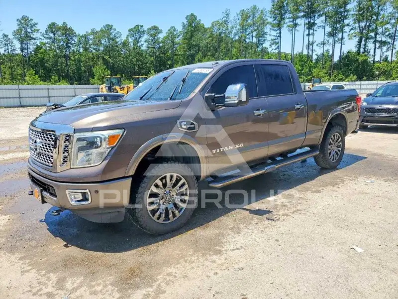 2016 Nissan TITAN фото