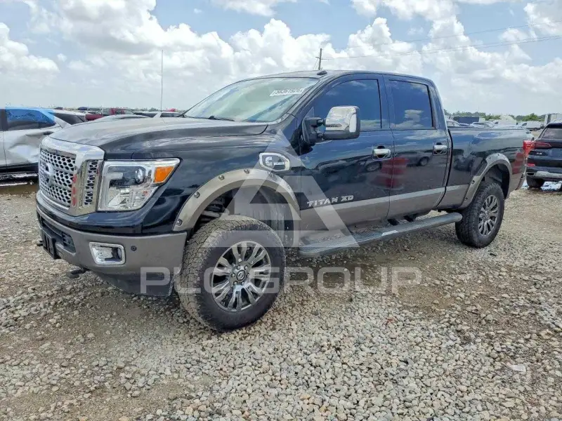 2016 Nissan TITAN фото
