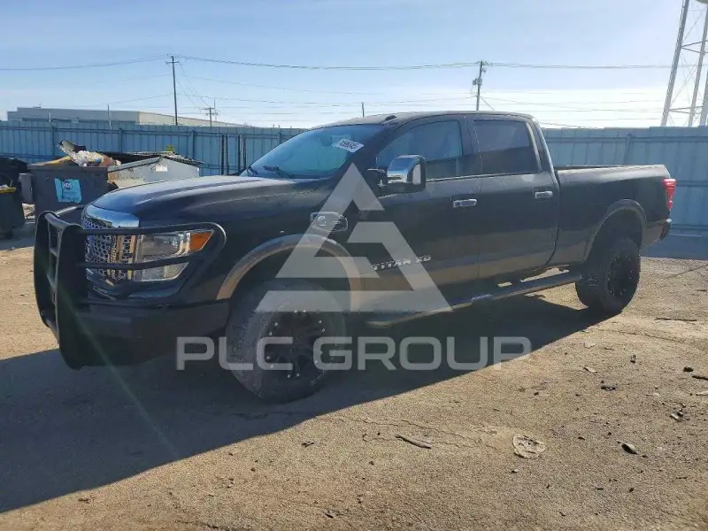 2016 Nissan TITAN фото
