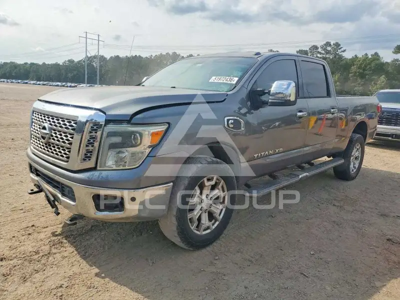 2016 Nissan TITAN фото
