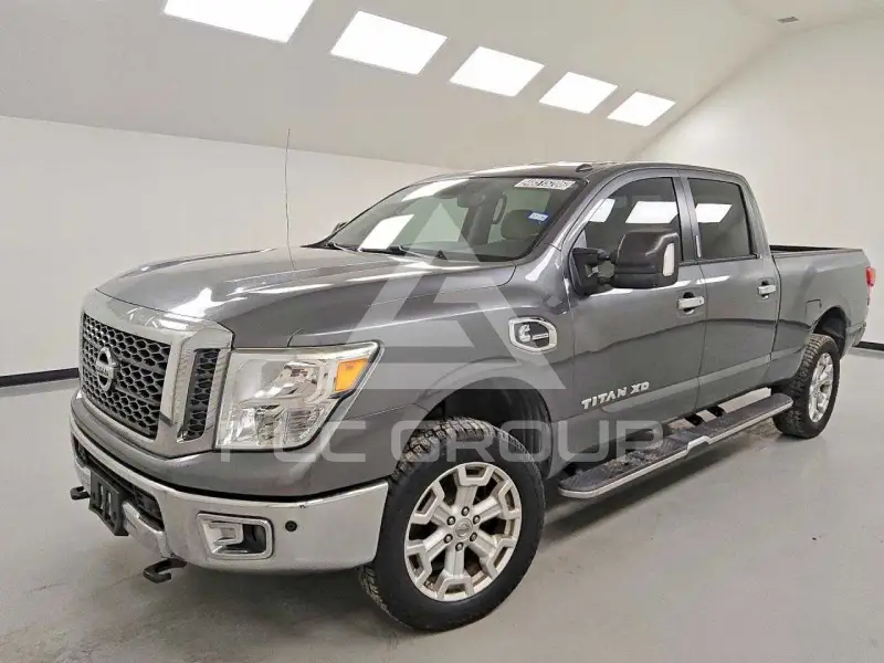 2016 Nissan TITAN фото