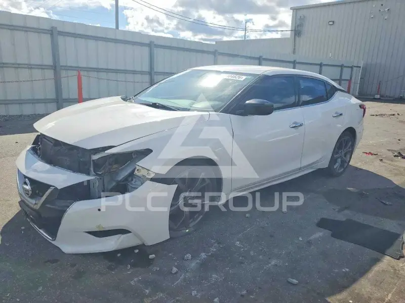 2016 Nissan MAXIMA photo