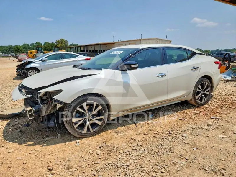 2016 Nissan MAXIMA photo