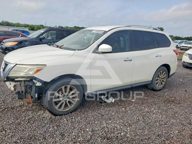 2016 Nissan PATHFINDER photo