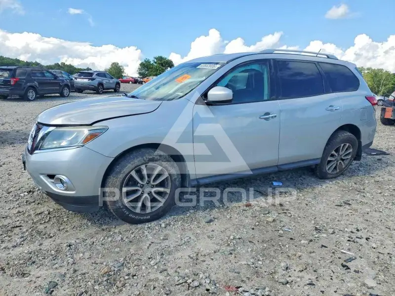 2016 Nissan PATHFINDER photo