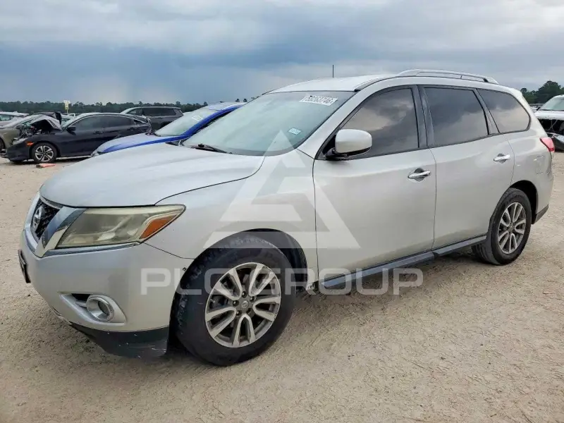 2016 Nissan PATHFINDER photo