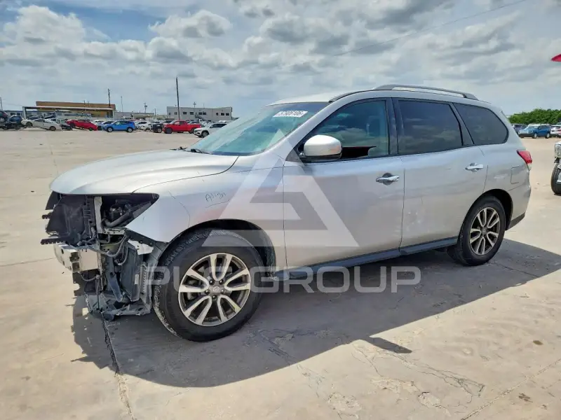 2016 Nissan PATHFINDER photo