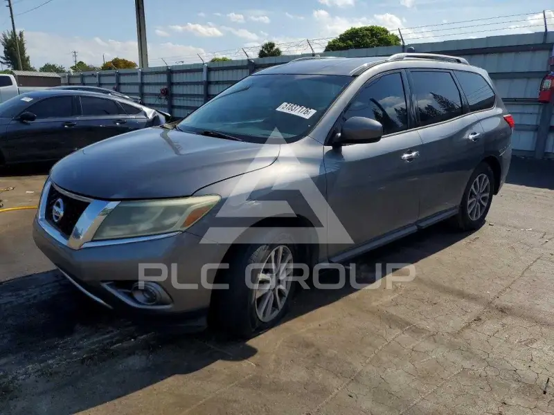 2016 Nissan PATHFINDER photo