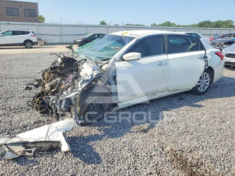 2016 Nissan ALTIMA фото