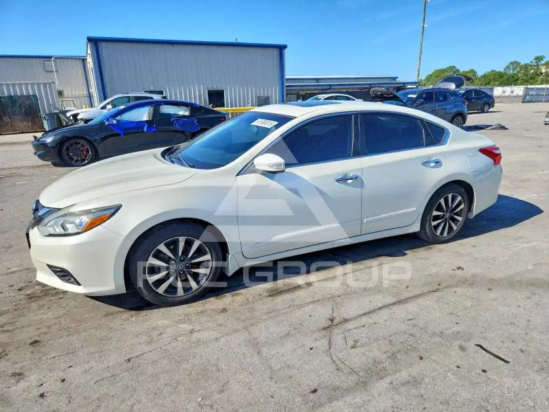 2016 Nissan ALTIMA фото