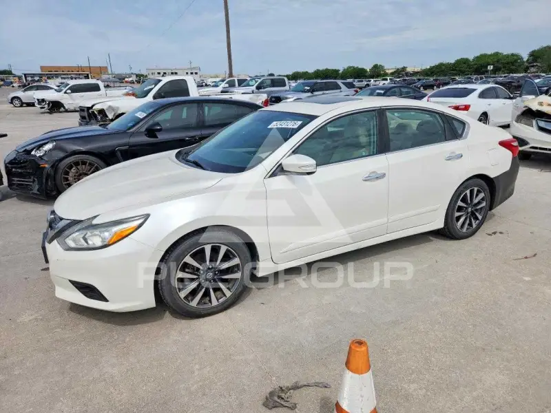 2016 Nissan ALTIMA photo
