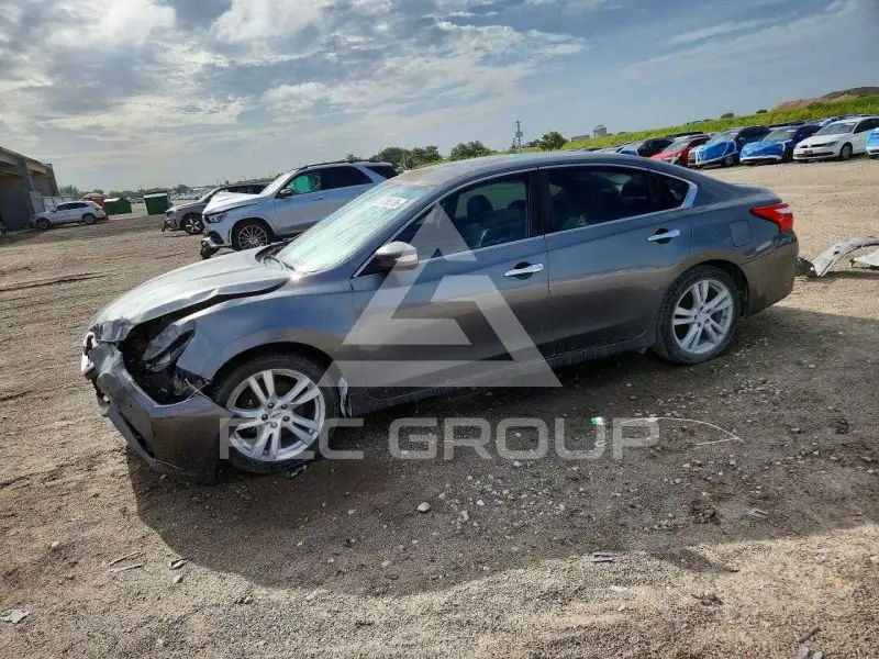 2016 Nissan ALTIMA фото