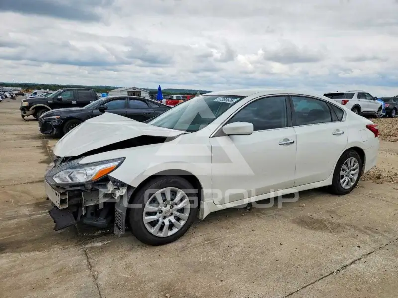 2016 Nissan ALTIMA photo