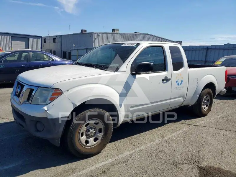 2016 Nissan FRONTIER photo