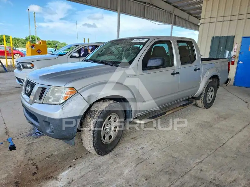 2016 Nissan FRONTIER фото