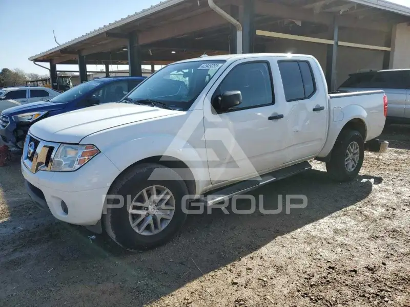 2016 Nissan FRONTIER photo