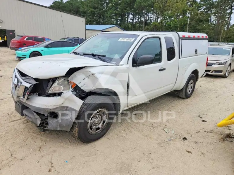 2016 Nissan FRONTIER фото