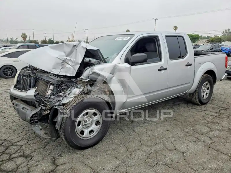 2016 Nissan FRONTIER фото