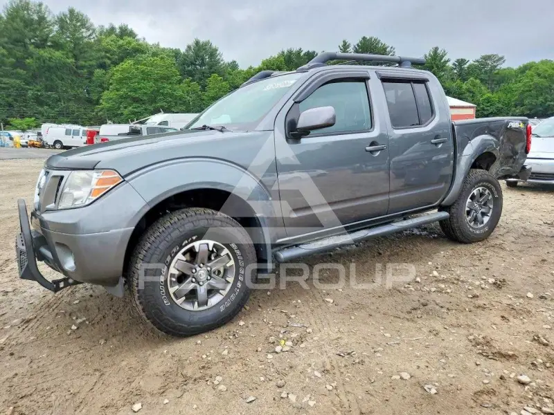 2016 Nissan FRONTIER photo