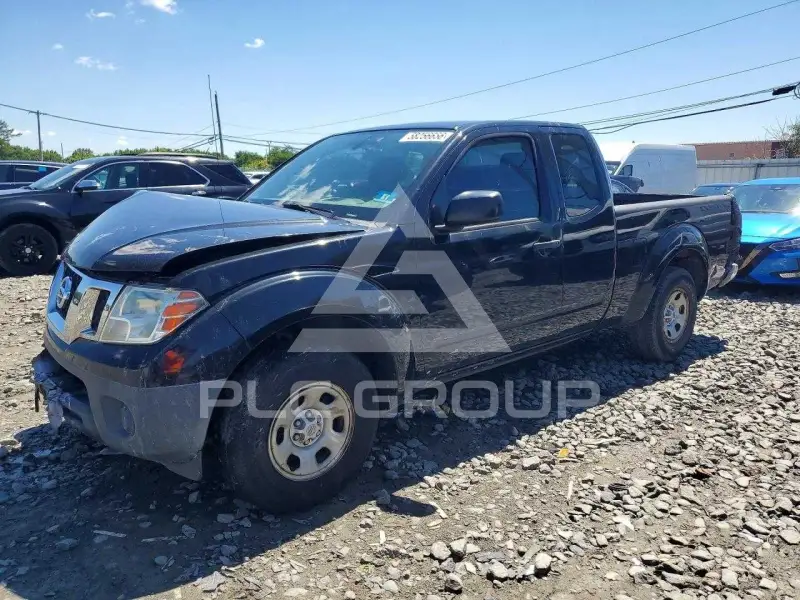 2016 Nissan FRONTIER photo