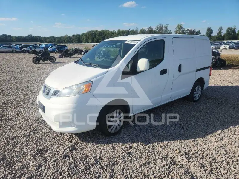 2016 Nissan NV photo