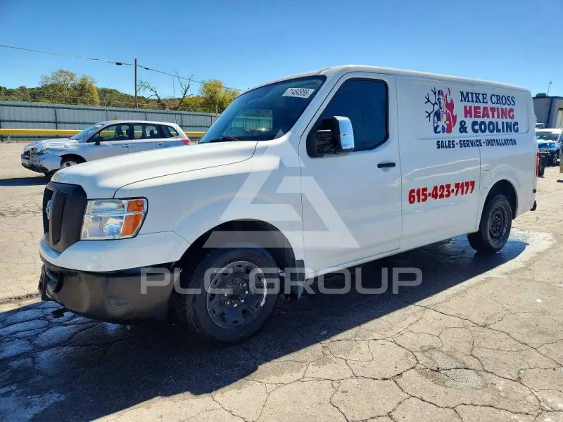 2016 Nissan NV photo