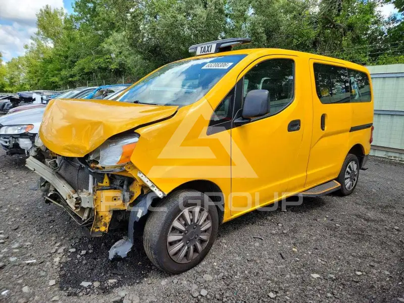 2016 Nissan NV photo