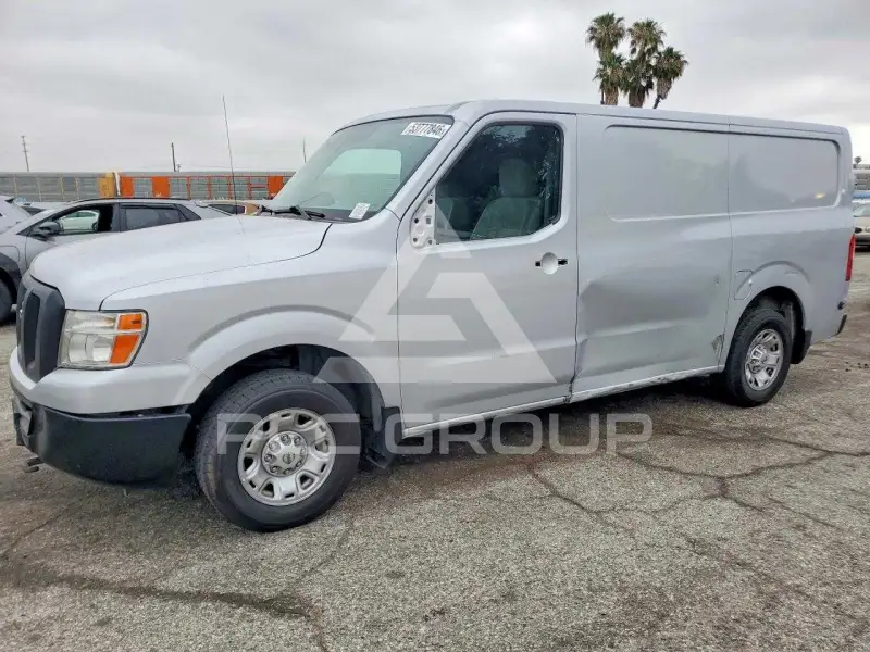 2016 Nissan NV фото
