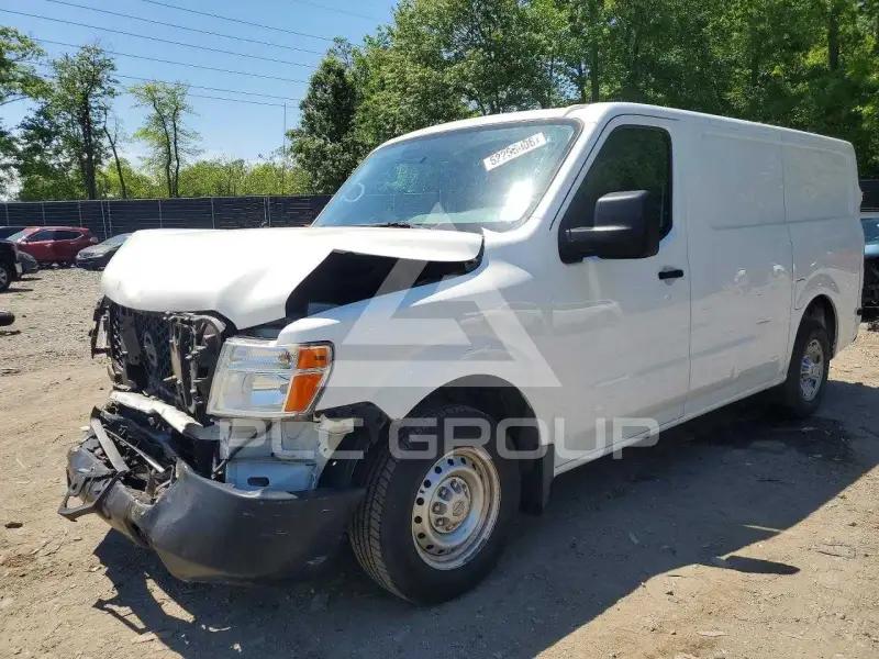 2016 Nissan NV фото