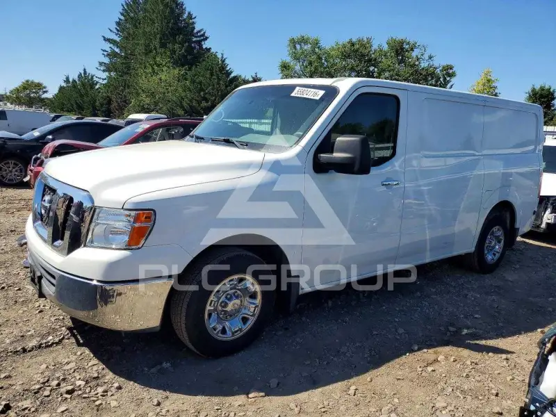 2016 Nissan NV фото