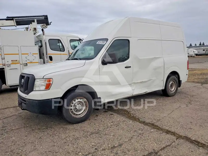 2016 Nissan NV photo