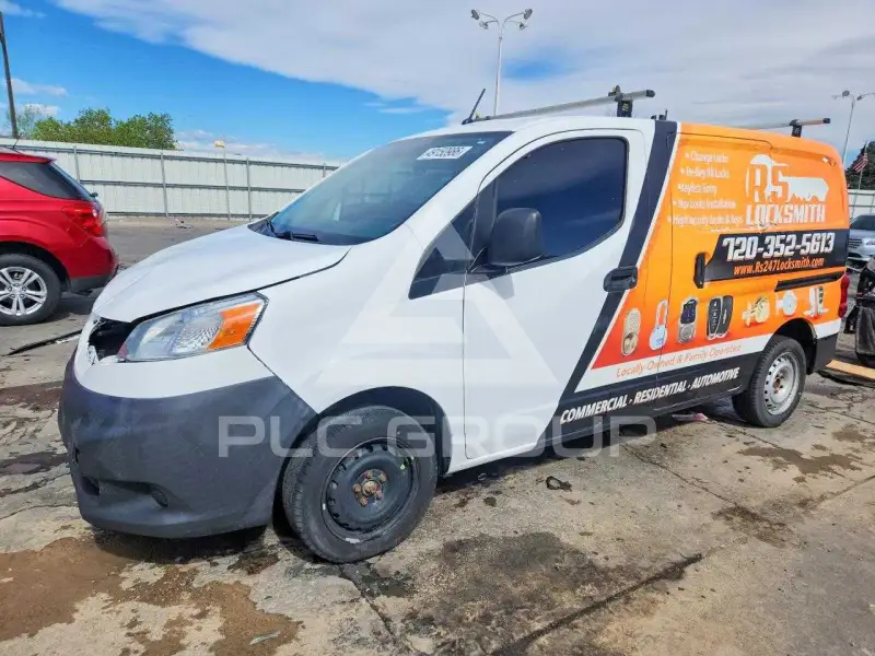 2016 Nissan NV фото