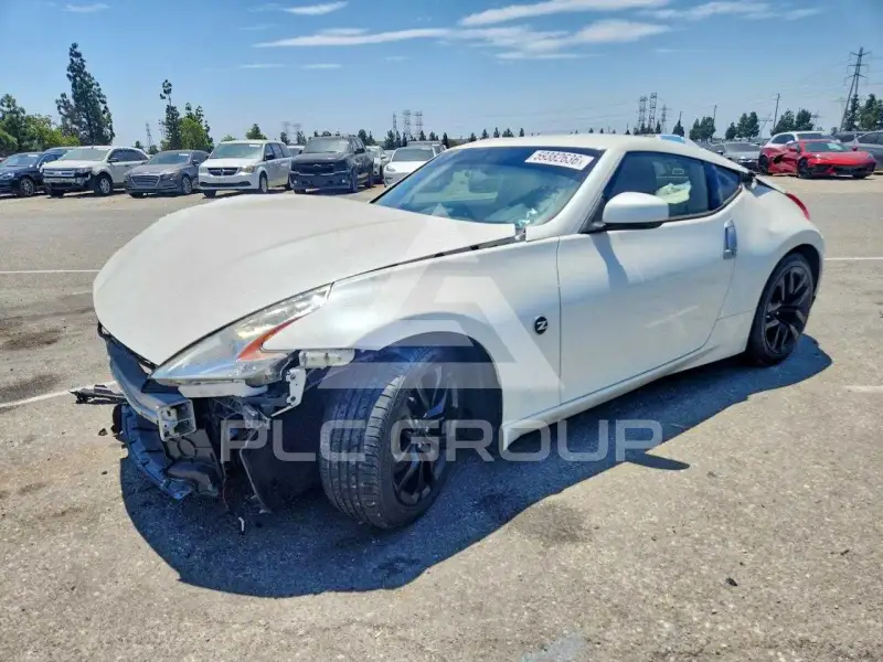 2016 Nissan 370Z фото