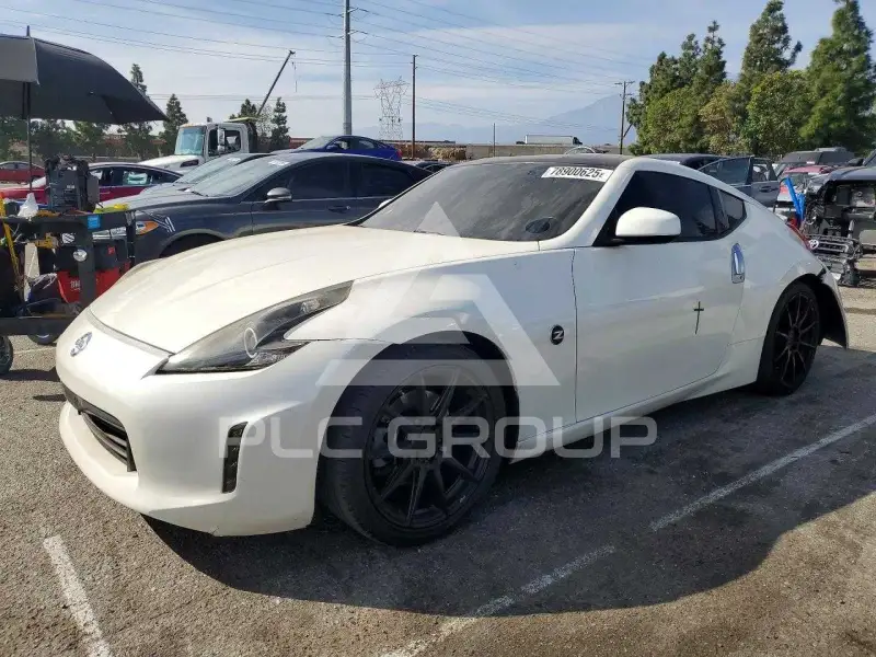 2016 Nissan 370Z фото
