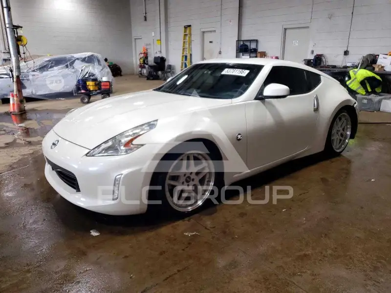 2016 Nissan 370Z фото